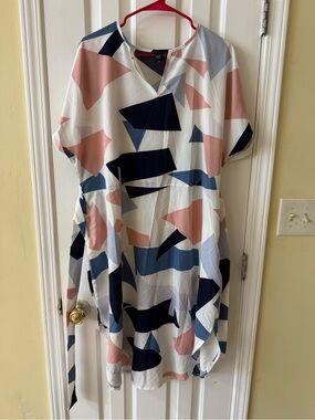 SHEIN Abstract Geometric Short Sleeve Belted Dress in White, Navy & Blush